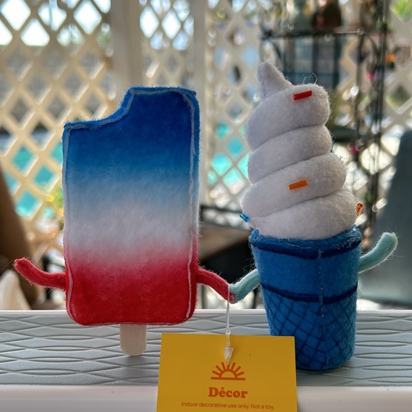 Sun Squad Decor Felt Ice Cream Cone 🍦 & Ice Cream Figures with Tag Target 🎯 - Picture 3 of 7